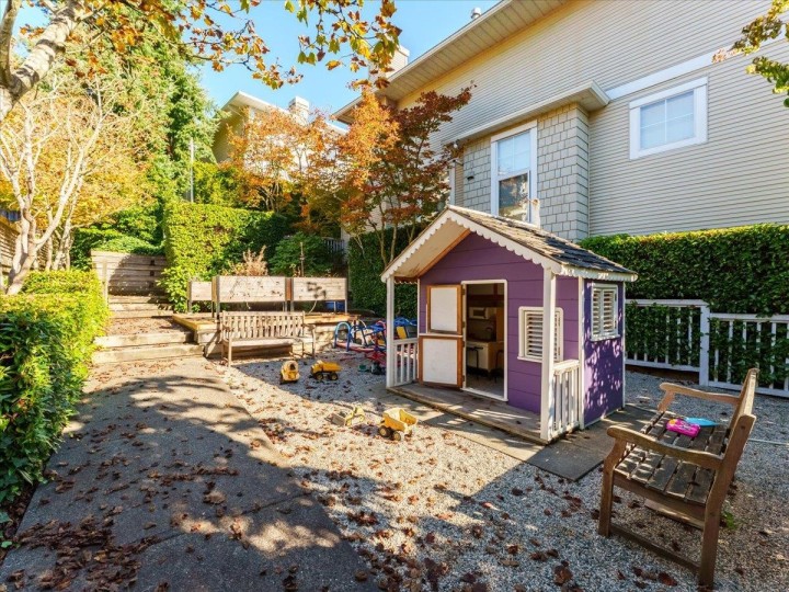 Photo 33 at 5 - 3588 Whitney Place, Champlain Heights, Vancouver East