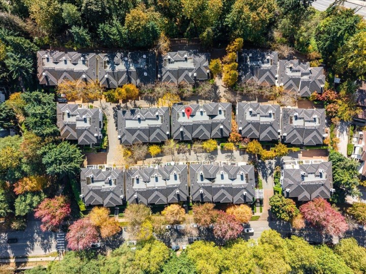 Photo 40 at 5 - 3588 Whitney Place, Champlain Heights, Vancouver East