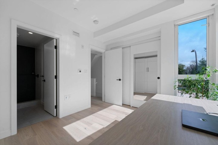 Photo 24 at 201 - 650 E 2nd Street, Lower Lonsdale, North Vancouver