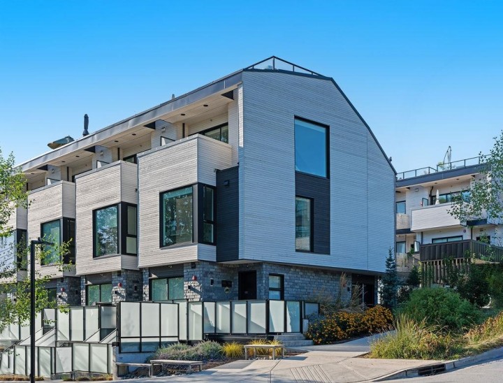 Photo 4 at 201 - 650 E 2nd Street, Lower Lonsdale, North Vancouver