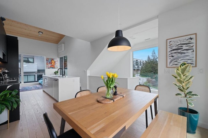 Photo 8 at 201 - 650 E 2nd Street, Lower Lonsdale, North Vancouver