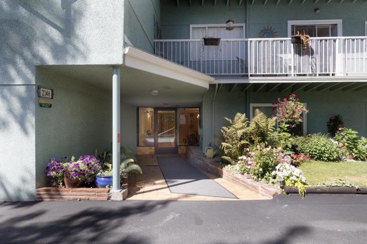 Photo 2 at 203 - 2146 W 43rd Avenue, Kerrisdale, Vancouver West