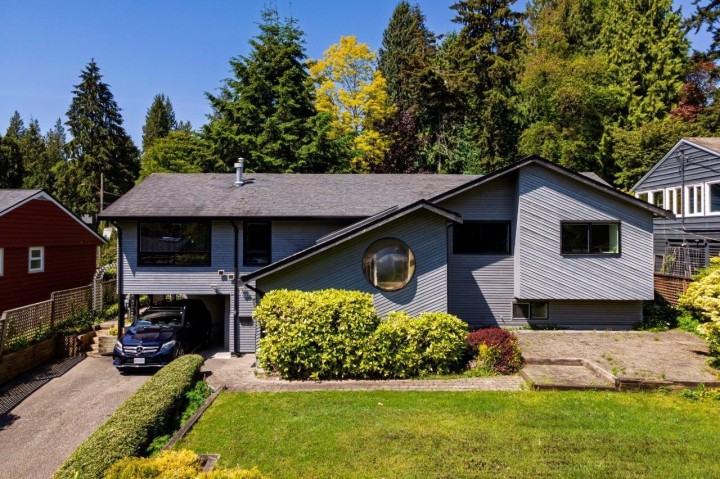 Photo 4 at 1427 Appin Road, Westlynn, North Vancouver