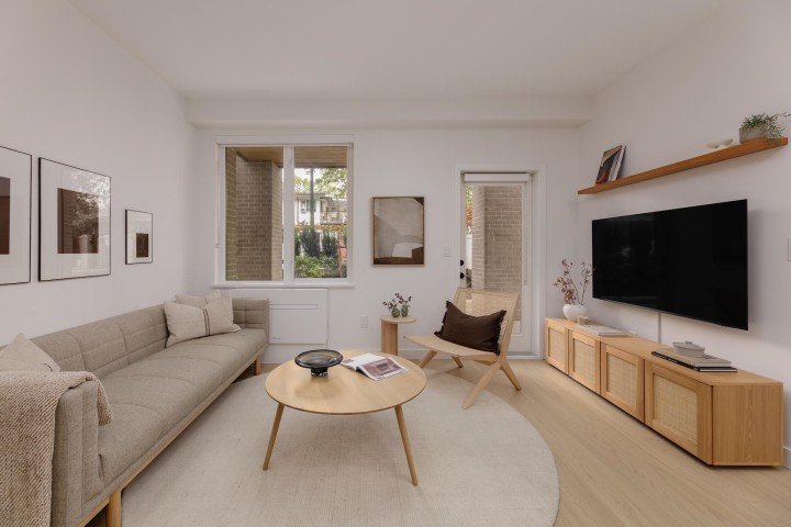 Photo 7 at 308 - 2450 Garden Drive, Grandview Woodland, Vancouver East