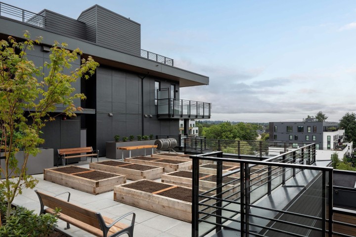 Photo 25 at 308 - 2450 Garden Drive, Grandview Woodland, Vancouver East