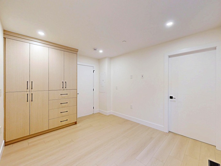 Photo 27 at 2 - 3425 Archimedes Street, Collingwood VE, Vancouver East