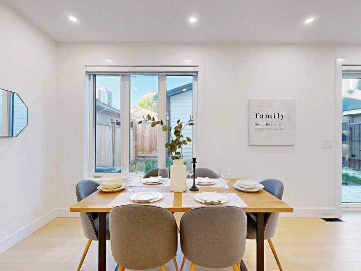 Photo 16 at 2 - 3425 Archimedes Street, Collingwood VE, Vancouver East