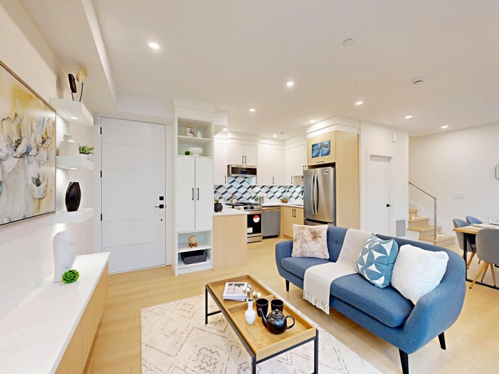 Photo 7 at 2 - 3425 Archimedes Street, Collingwood VE, Vancouver East