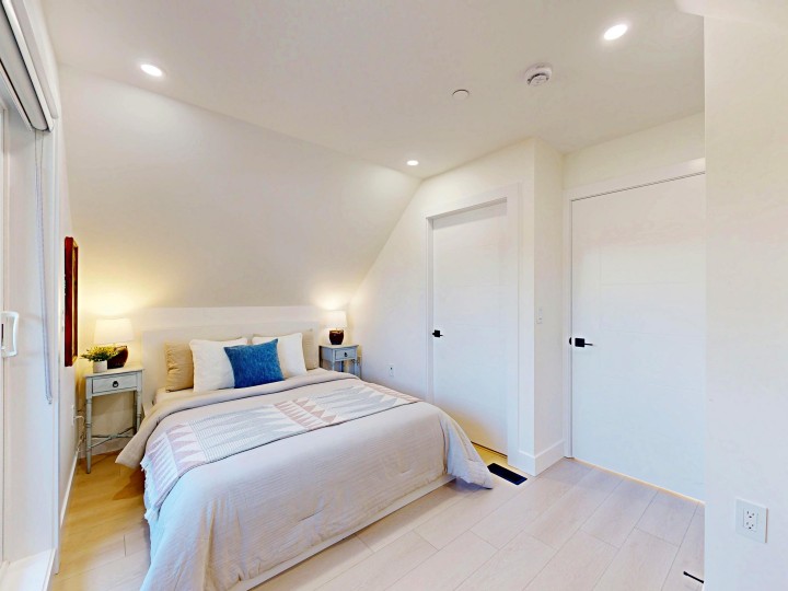 Photo 32 at 2 - 3425 Archimedes Street, Collingwood VE, Vancouver East