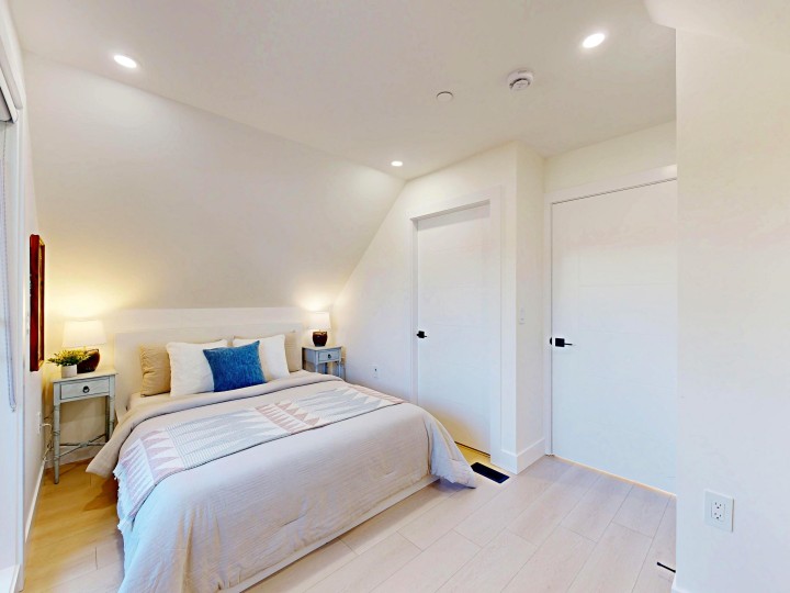 Photo 30 at 2 - 3425 Archimedes Street, Collingwood VE, Vancouver East