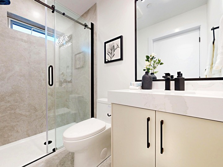 Photo 34 at 2 - 3425 Archimedes Street, Collingwood VE, Vancouver East