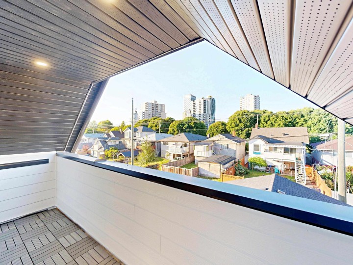 Photo 38 at 2 - 3425 Archimedes Street, Collingwood VE, Vancouver East