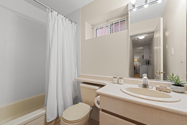 Photo 33 at 2992 W 42nd Avenue, Kerrisdale, Vancouver West