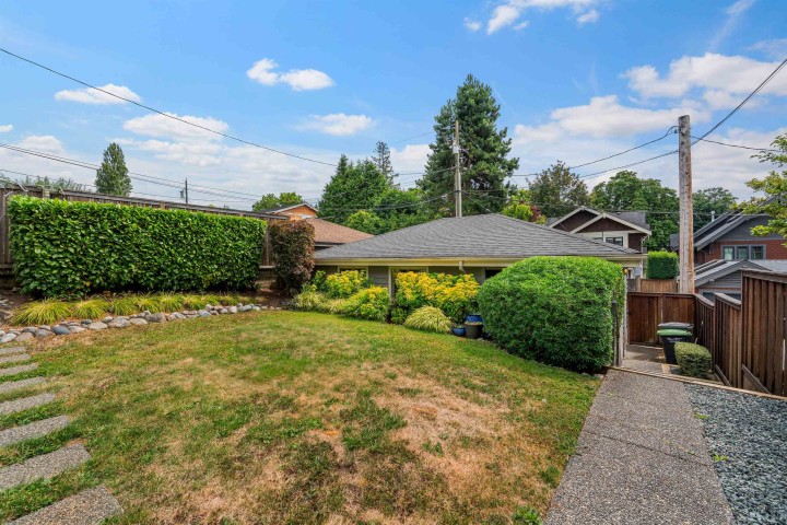 Photo 37 at 2992 W 42nd Avenue, Kerrisdale, Vancouver West