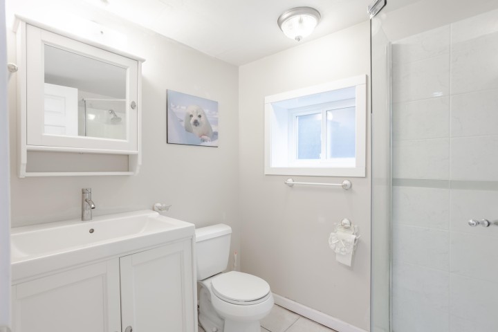 Photo 23 at 866 W 59th Avenue, Marpole, Vancouver West