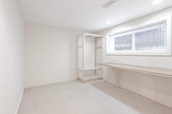 Photo 17 at 866 W 59th Avenue, Marpole, Vancouver West