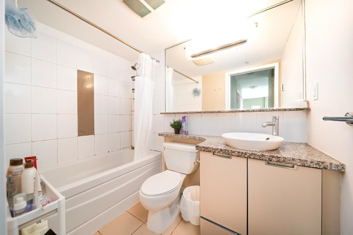 Photo 16 at 1606 - 1082 Seymour Street, Downtown VW, Vancouver West