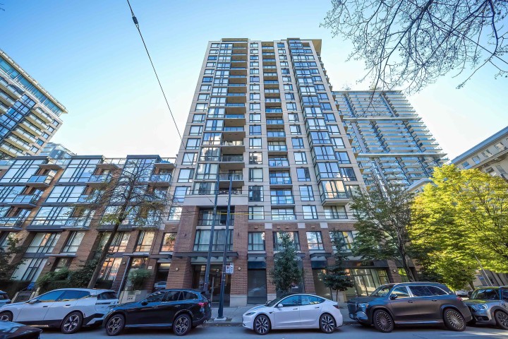 Photo 24 at 1606 - 1082 Seymour Street, Downtown VW, Vancouver West