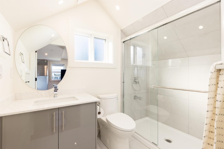 Photo 30 at 2719 E 46th Avenue, Killarney VE, Vancouver East