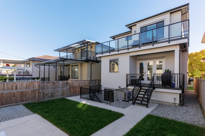 Photo 35 at 2719 E 46th Avenue, Killarney VE, Vancouver East