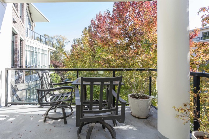Photo 13 at 301 - 605 Clyde Avenue, Park Royal, West Vancouver