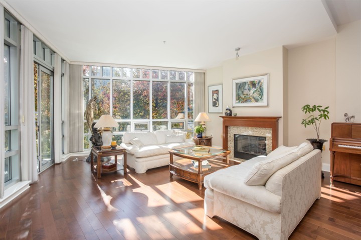 Photo 1 at 301 - 605 Clyde Avenue, Park Royal, West Vancouver