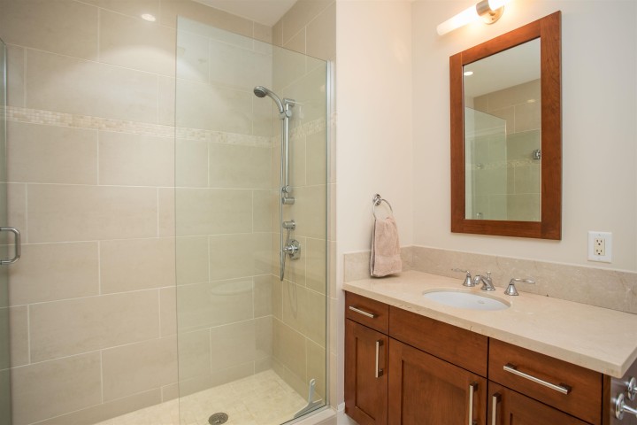 Photo 20 at 301 - 605 Clyde Avenue, Park Royal, West Vancouver