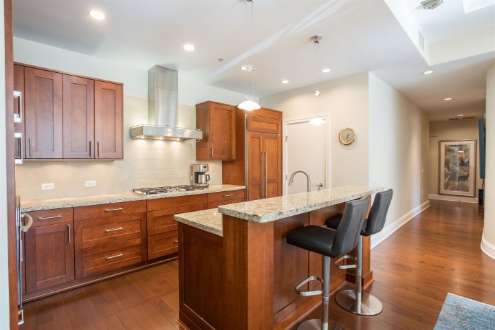 Photo 9 at 301 - 605 Clyde Avenue, Park Royal, West Vancouver