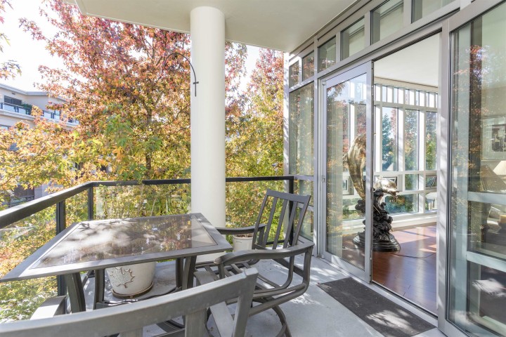 Photo 14 at 301 - 605 Clyde Avenue, Park Royal, West Vancouver