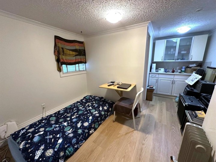 Photo 23 at 610 Salsbury Drive, Hastings, Vancouver East