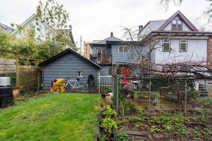 Photo 26 at 610 Salsbury Drive, Hastings, Vancouver East