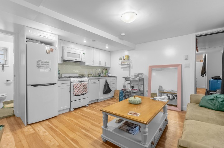 Photo 20 at 610 Salsbury Drive, Hastings, Vancouver East