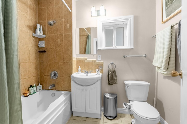 Photo 15 at 610 Salsbury Drive, Hastings, Vancouver East