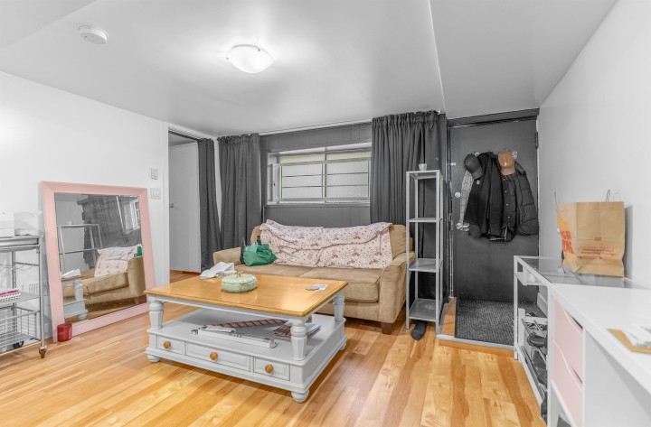 Photo 19 at 610 Salsbury Drive, Hastings, Vancouver East