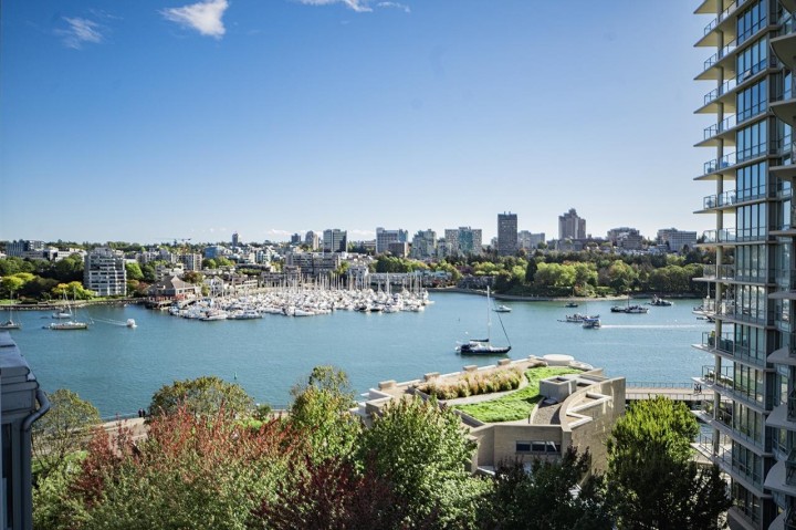 Photo 1 at PH1003 - 1288 Marinaside Crescent, Yaletown, Vancouver West