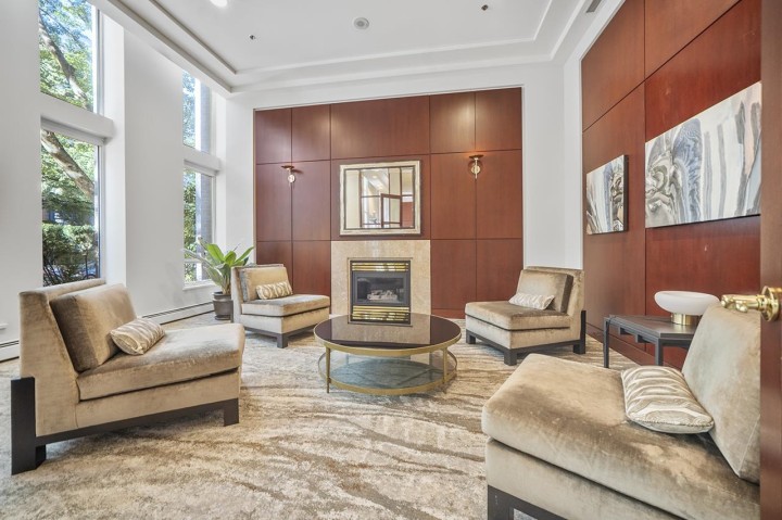 Photo 24 at PH1003 - 1288 Marinaside Crescent, Yaletown, Vancouver West