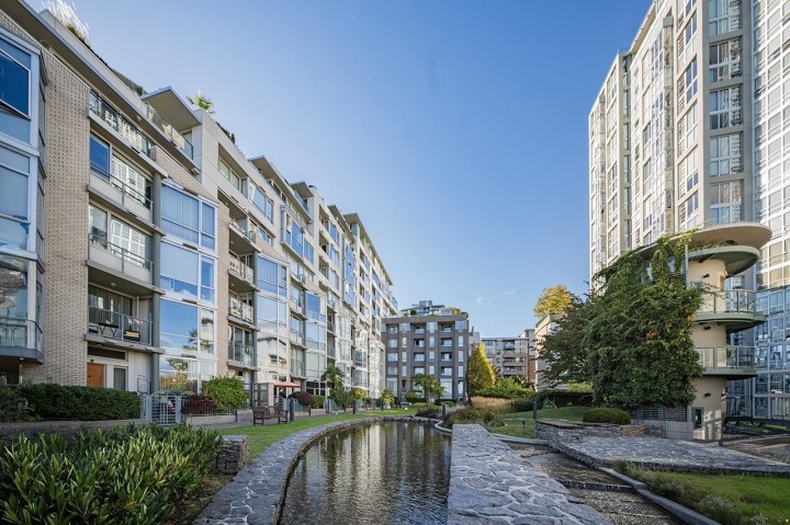 Photo 30 at PH1003 - 1288 Marinaside Crescent, Yaletown, Vancouver West