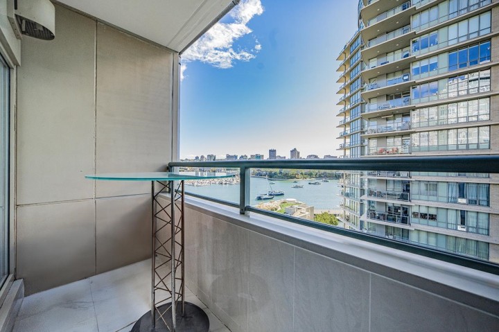 Photo 19 at PH1003 - 1288 Marinaside Crescent, Yaletown, Vancouver West