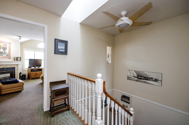 Photo 19 at 2 - 261 W 16th Street, Central Lonsdale, North Vancouver