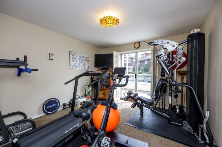 Photo 25 at 2 - 261 W 16th Street, Central Lonsdale, North Vancouver