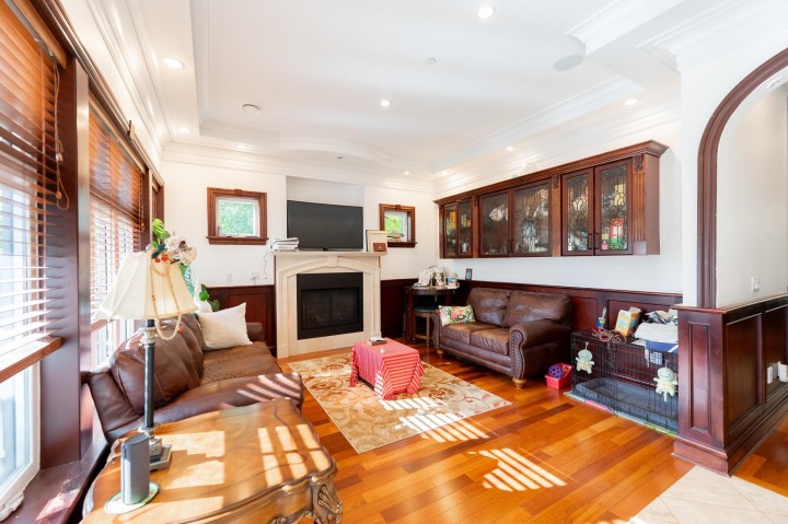 Photo 12 at 2502 W 36th Avenue, MacKenzie Heights, Vancouver West