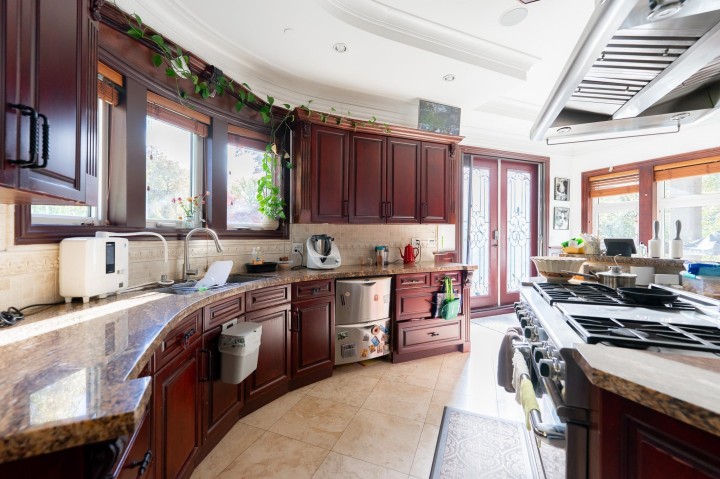 Photo 15 at 2502 W 36th Avenue, MacKenzie Heights, Vancouver West