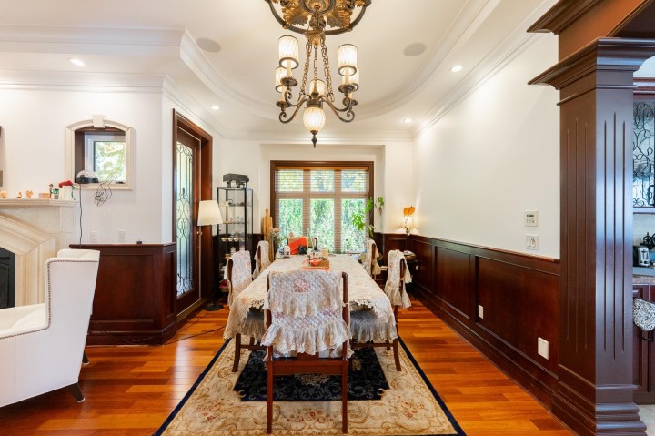 Photo 4 at 2502 W 36th Avenue, MacKenzie Heights, Vancouver West