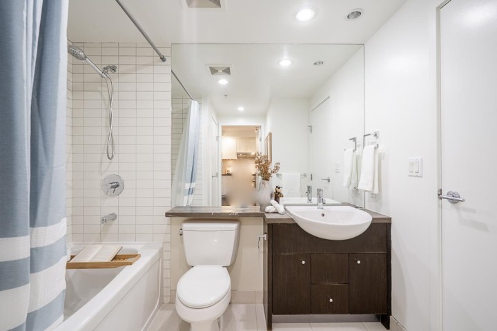 Photo 21 at 310 - 750 W 12th Avenue, Fairview VW, Vancouver West