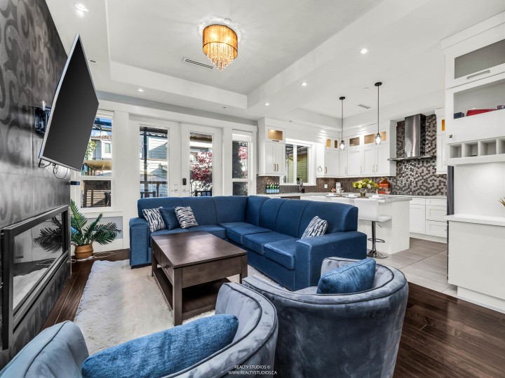 Photo 6 at 7380 Ontario Street, South Vancouver, Vancouver East