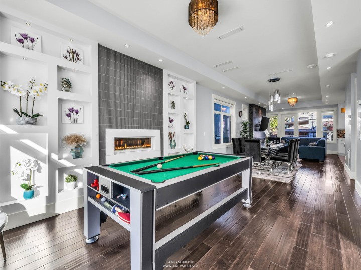 Photo 4 at 7380 Ontario Street, South Vancouver, Vancouver East