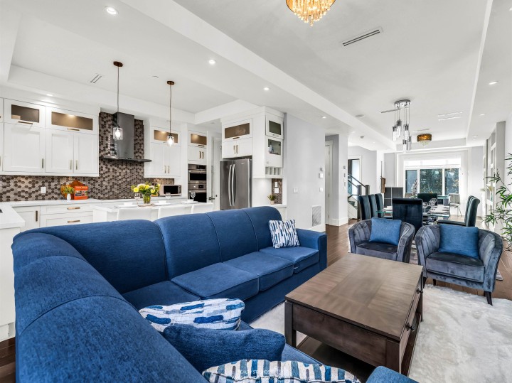 Photo 8 at 7380 Ontario Street, South Vancouver, Vancouver East