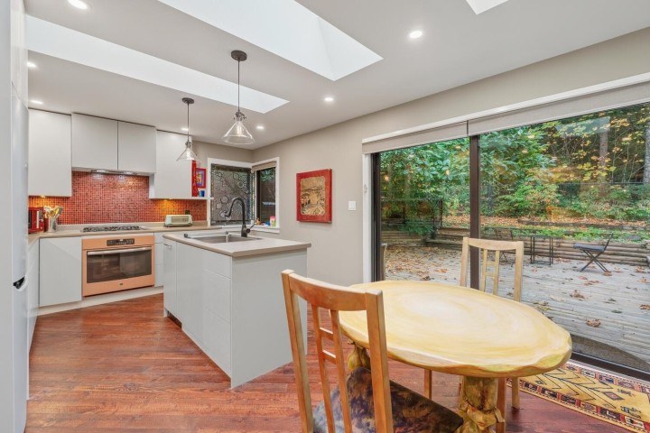 Photo 9 at 2336 Treetop Lane, Seymour NV, North Vancouver