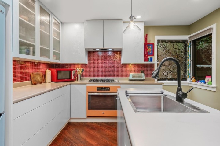 Photo 11 at 2336 Treetop Lane, Seymour NV, North Vancouver