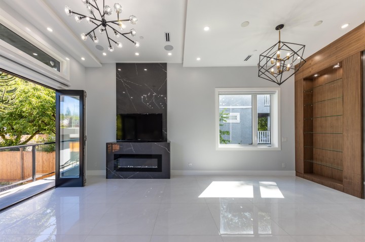 Photo 9 at 3587 Mayfair Avenue, Dunbar, Vancouver West